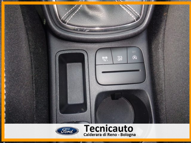 FORD Fiesta usata, con Sensori di parcheggio posteriori