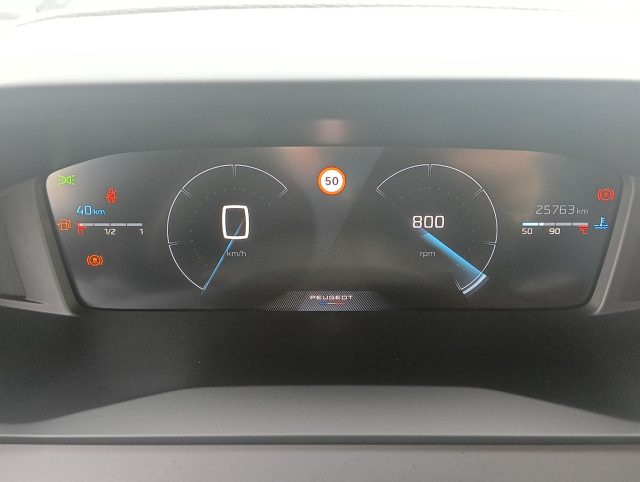 PEUGEOT 2008 usata, con Vetri oscurati