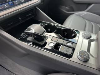 VOLKSWAGEN Touareg usata, con Cronologia tagliandi