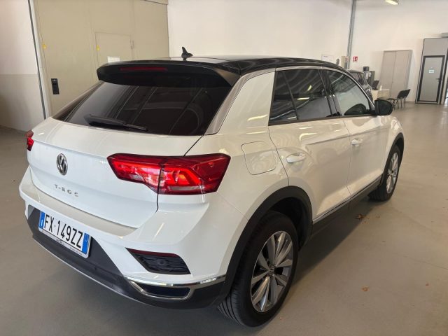 VOLKSWAGEN T-Roc usata, con Autoradio