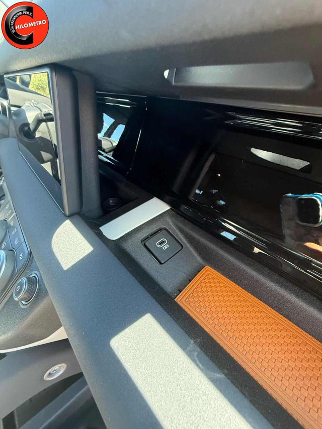 LAND ROVER Defender usata, con ESP