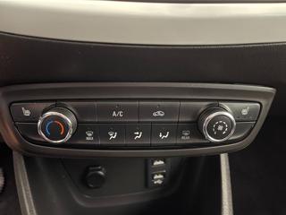 OPEL Crossland X usata, con Sedili riscaldati