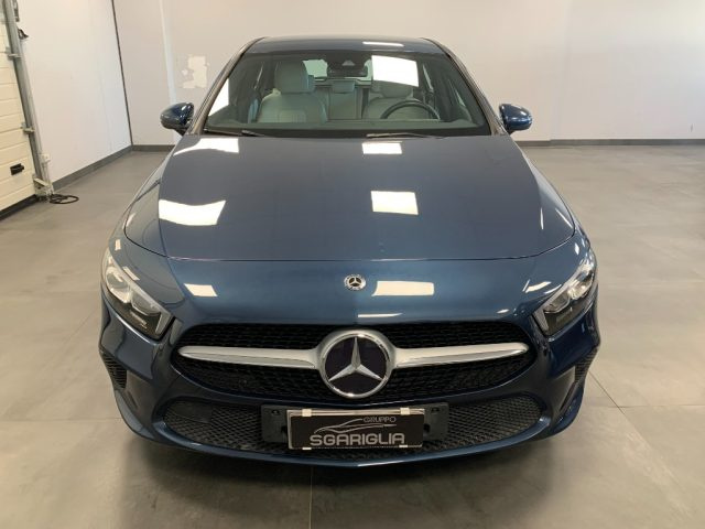 MERCEDES-BENZ A 180 usata, con Frenata d