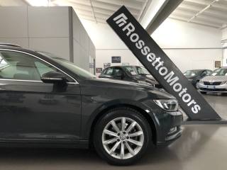 VOLKSWAGEN Passat Variant usata, con Bracciolo