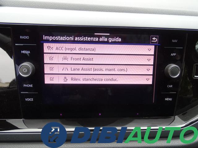 VOLKSWAGEN Taigo usata, con Touch screen