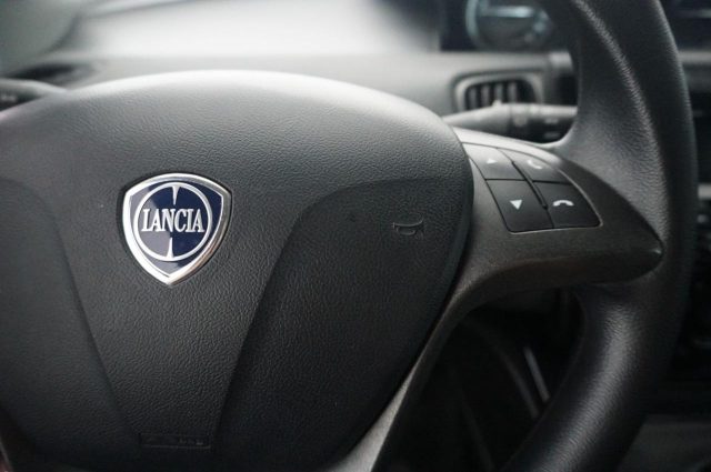 LANCIA Ypsilon usata, con Volante multifunzione