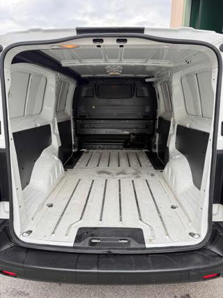 PEUGEOT Expert usata, con ESP