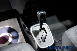 TOYOTA Yaris usata, con Sensore di luce