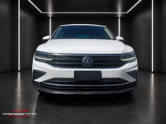 VOLKSWAGEN Tiguan usata, con Autoradio