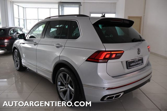 VOLKSWAGEN Tiguan usata, con Airbag laterali