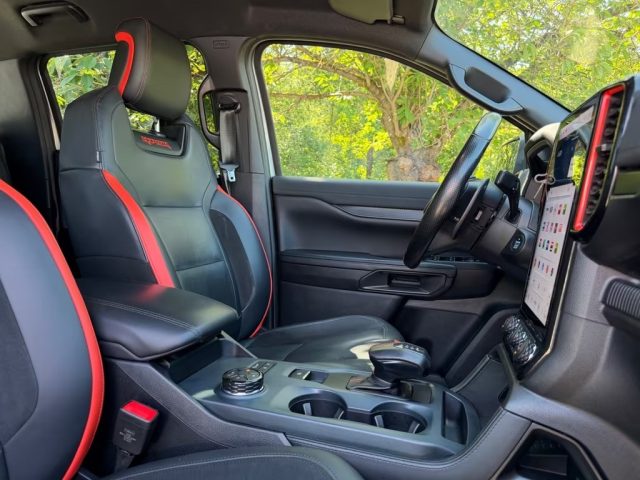 FORD Ranger Raptor usata, con Controllo automatico clima
