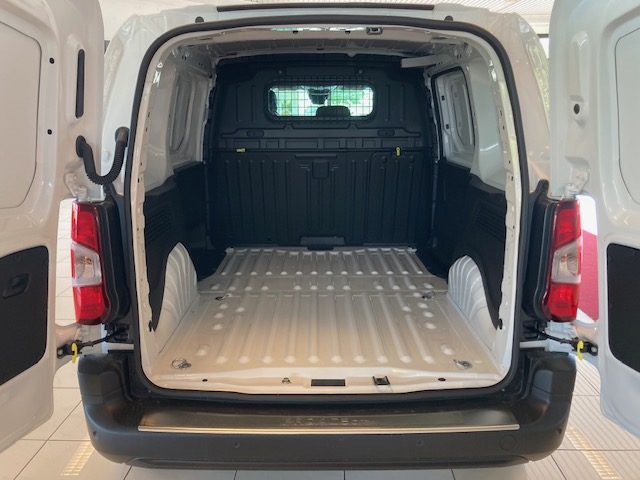 TOYOTA Proace City usata, con Bracciolo