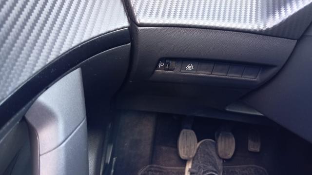 PEUGEOT 2008 usata, con Monitoraggio pressione pneumatici