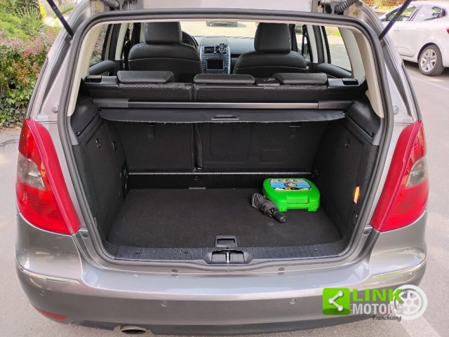 MERCEDES-BENZ A 160 usata, con Climatizzatore