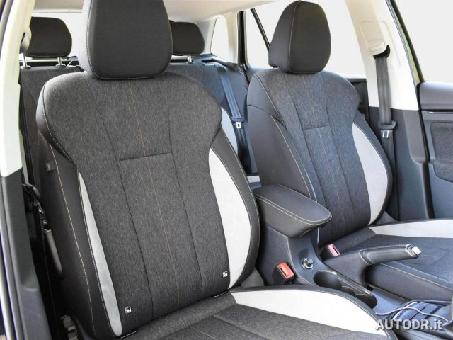 SKODA Kamiq usata, con Autoradio