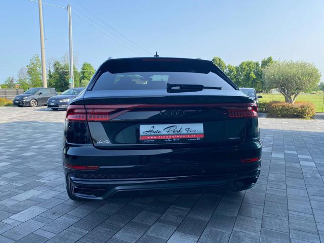 AUDI Q8 usata, con Boardcomputer