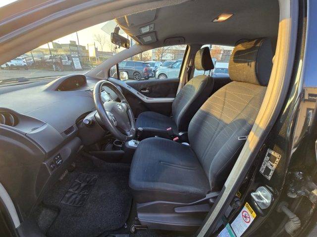 TOYOTA Yaris usata, con Chiusura centralizzata