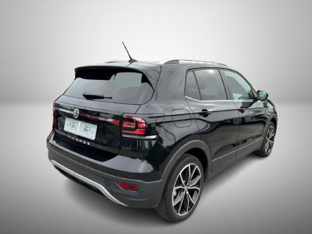 VOLKSWAGEN T-Cross usata, con Autoradio