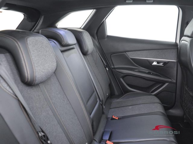 PEUGEOT 3008 usata 9