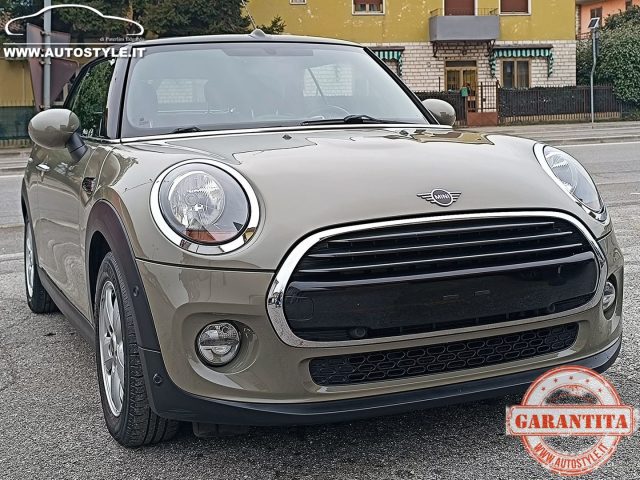 MINI Cabrio usata, con Sensori di parcheggio anteriori