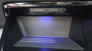 VOLKSWAGEN Golf usata, con Luci diurne LED