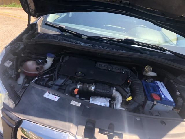 PEUGEOT 2008 usata 17