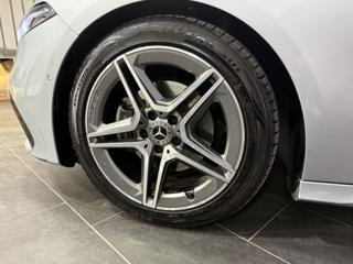 MERCEDES-BENZ A 180 usata, con Alzacristalli elettrici