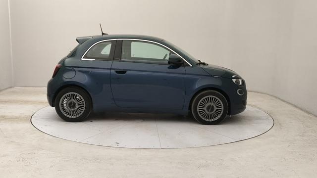 FIAT 500e usata, con Autoradio