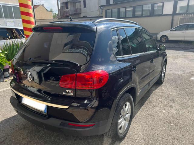 VOLKSWAGEN Tiguan usata, con Autoradio