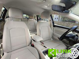 VOLKSWAGEN Passat Variant usata, con Luci diurne