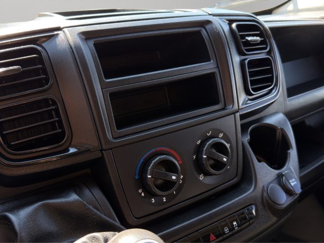 FIAT Ducato usata, con Autoradio digitale