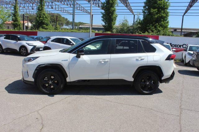 TOYOTA RAV 4 usata, con Autoradio