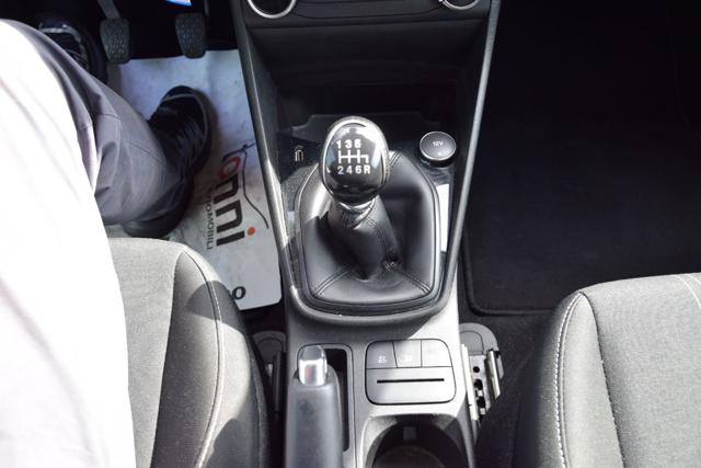 FORD Fiesta usata, con USB