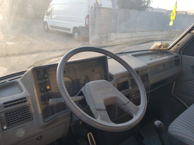 IVECO Daily usata 9