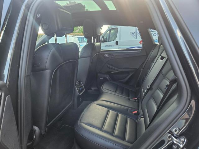 PORSCHE Macan usata, con Boardcomputer