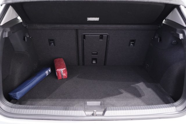 VOLKSWAGEN Golf usata, con Android Auto