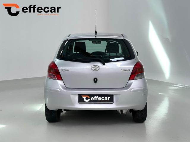 TOYOTA Yaris usata, con Alzacristalli elettrici