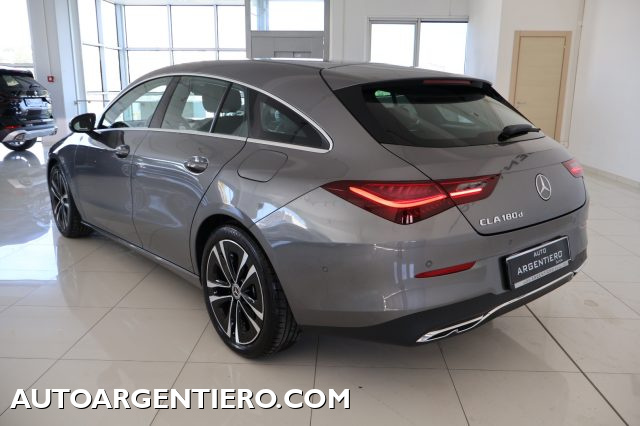 MERCEDES-BENZ CLA 180 usata, con Airbag laterali