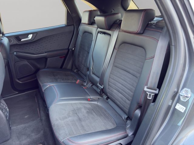 FORD Kuga usata, con Autoradio digitale