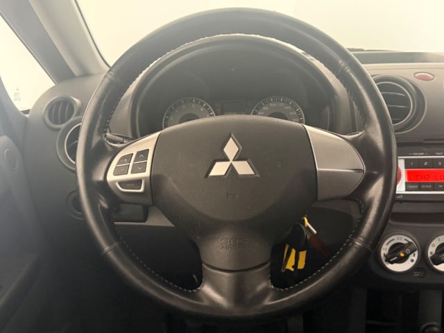 MITSUBISHI Colt usata 9