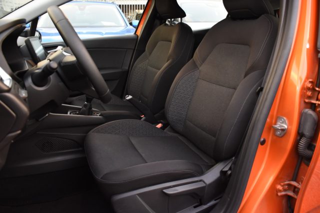 RENAULT Clio usata, con Autoradio