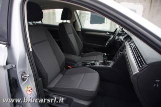 VOLKSWAGEN Passat usata, con Cruise Control