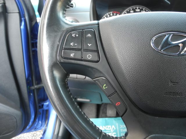 HYUNDAI i10 usata, con Monitoraggio pressione pneumatici