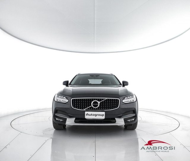 VOLVO V90 Cross Country usata 4