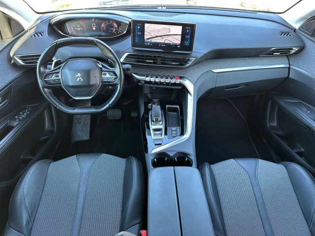 PEUGEOT 3008 usata, con Boardcomputer
