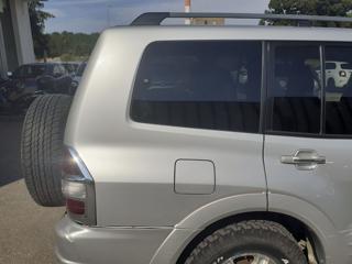MITSUBISHI Pajero usata, con Autoradio