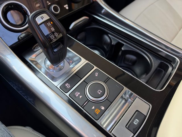 LAND ROVER Range Rover Sport usata, con Fari LED