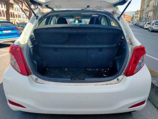 TOYOTA Yaris usata, con Specchietti laterali elettrici