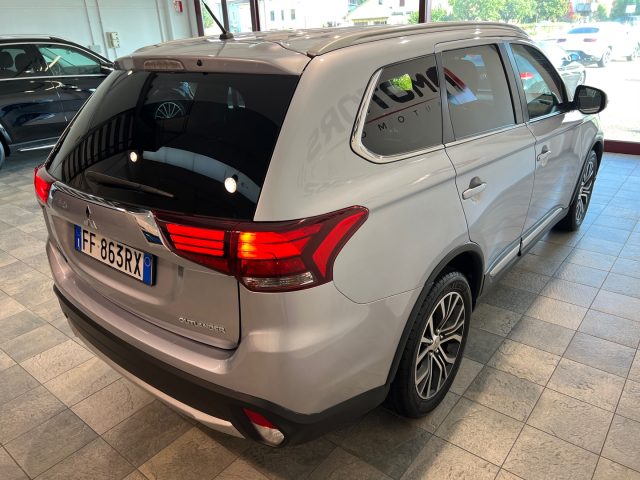 MITSUBISHI Outlander usata, con Boardcomputer
