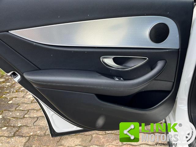 MERCEDES-BENZ E 200 usata, con USB